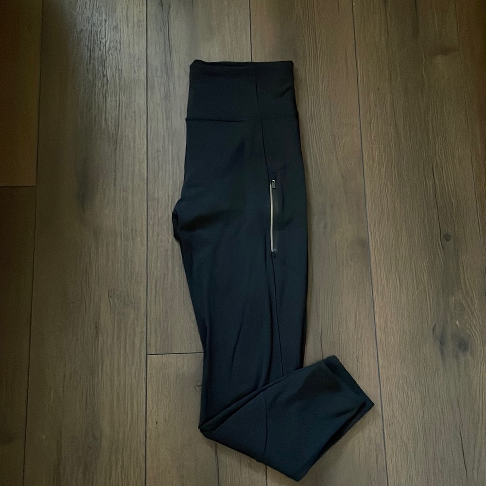 NWOT Athleta Rainer Insulated Legging